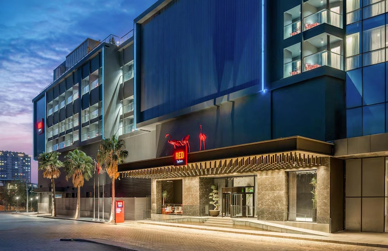 Radisson Red